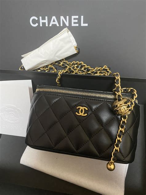 chanel 22s pearl crush|chanel 22 purses.